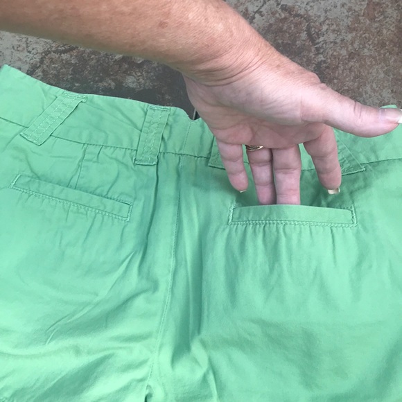 J Crew Green Short Bermuda’s - Picture 6 of 6